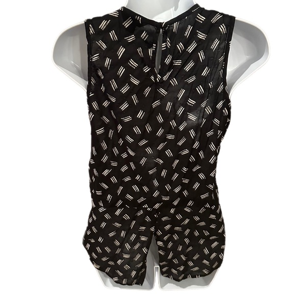 Lucky Brand top - Picture 6 of 8